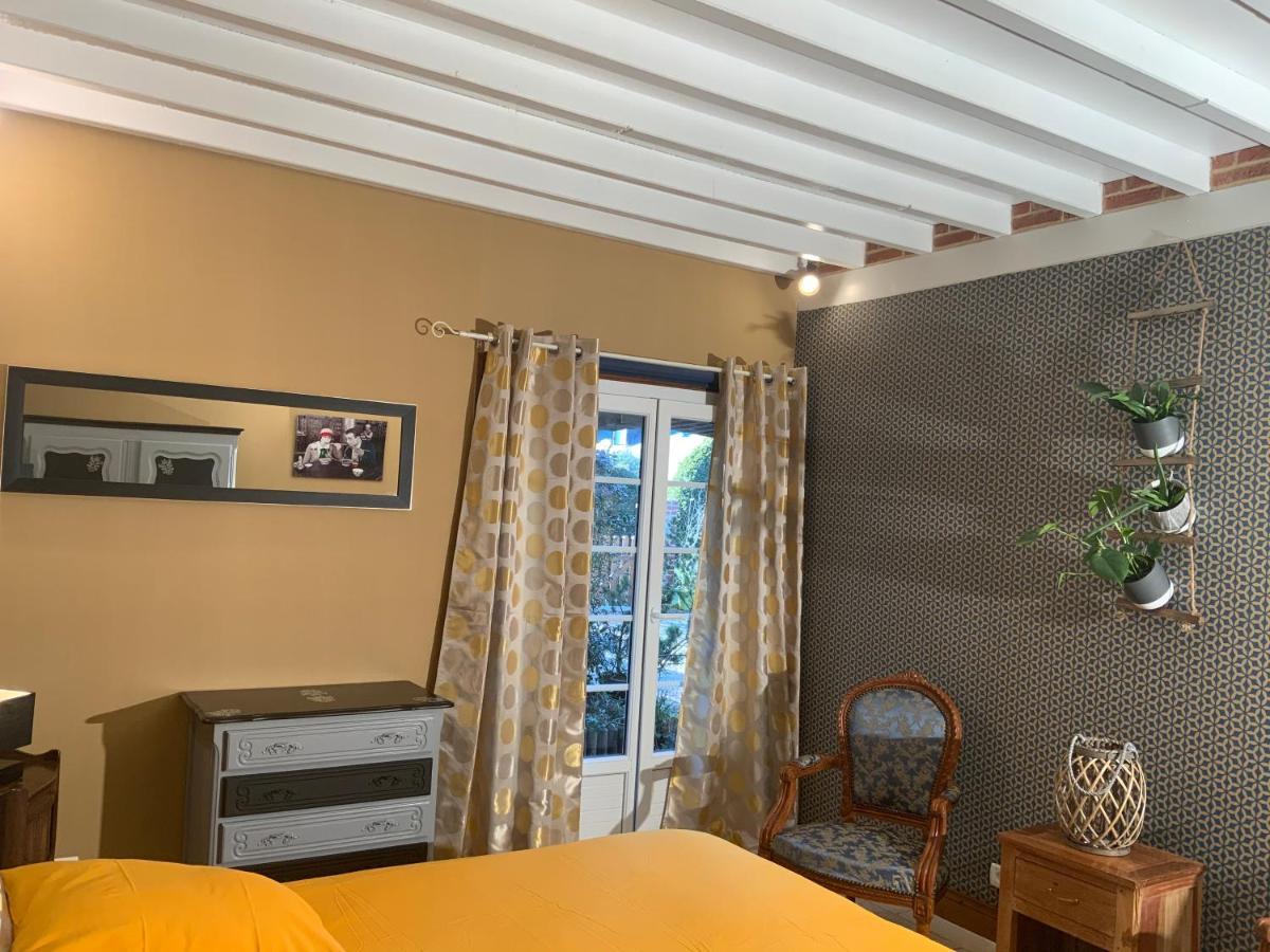 L'Ecurie D'Hubert Villa Gerponville Bagian luar foto